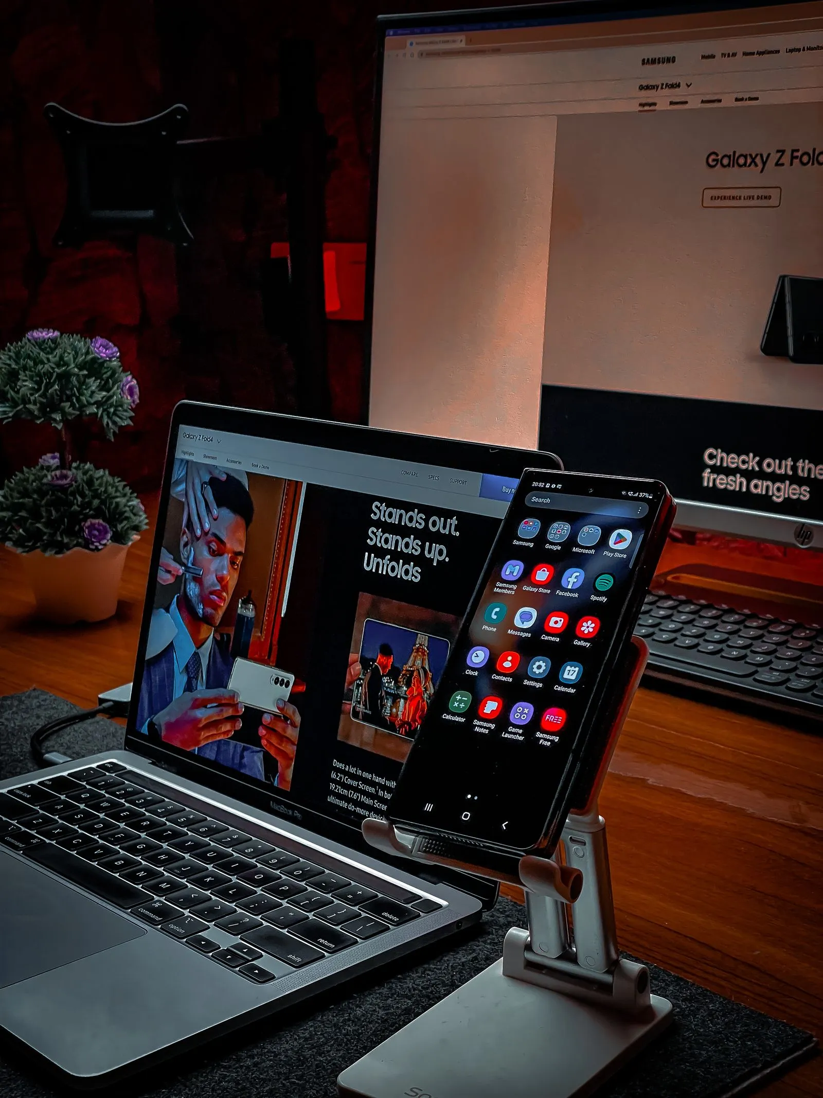 Laptop and smartphone ready for a beginner virtual assistant setup